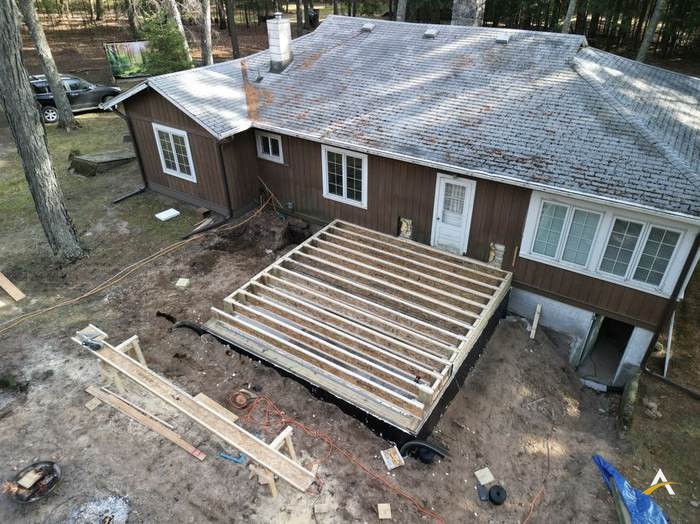 ICF foundation walls with floor joists framed over top